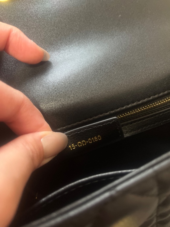 ディオール  （ブランドバッグ）の商品画像 - 査定依頼日：2025年10月20日 - 最高査定価格：250,000円