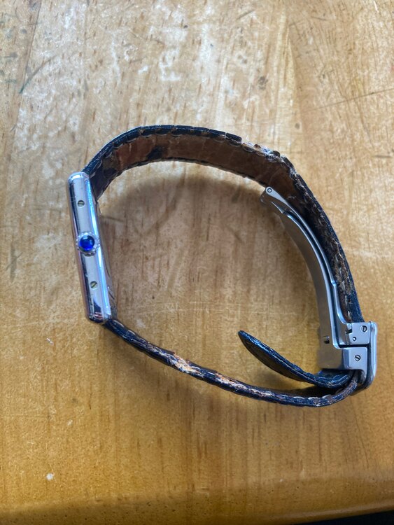 カルティエ タンク （高級時計）の商品画像 - 査定依頼日：2025年3月19日 - 最高査定価格：630,000円