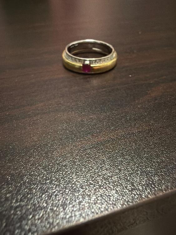 ブランド（失念）指輪（金・貴金属）の商品画像 - 査定依頼日：2026年1月31日 - 最高査定価格：300,000円