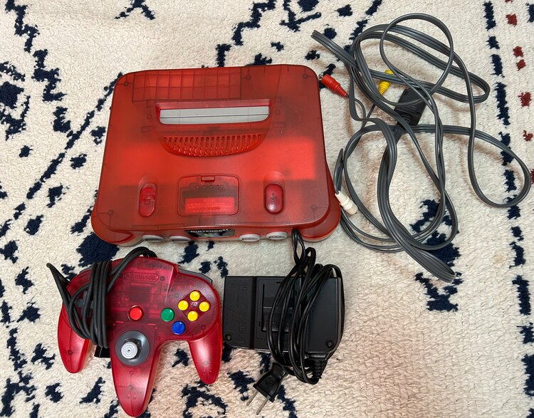 ニンテンドー64（ゲーム機本体・ゲームソフト）の商品画像 - 査定依頼日：2025年2月24日 - 最高査定価格：6,000円