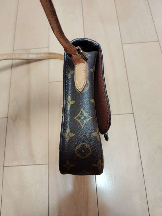 ミニサンクルー（ブランドバッグ）の商品画像 - 査定依頼日：2025年3月5日 - 最高査定価格：28,000円