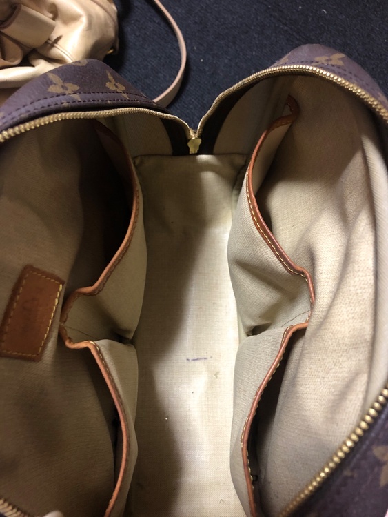 トゥルーヴィル（ブランドバッグ）の商品画像 - 査定依頼日：2026年3月19日 - 最高査定価格：30,000円