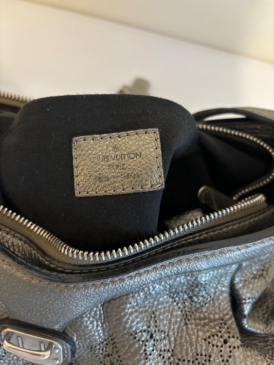 マヒナ　ショルダーバック（ブランドバッグ）の商品画像 - 査定依頼日：2026年3月16日 - 最高査定価格：110,000円