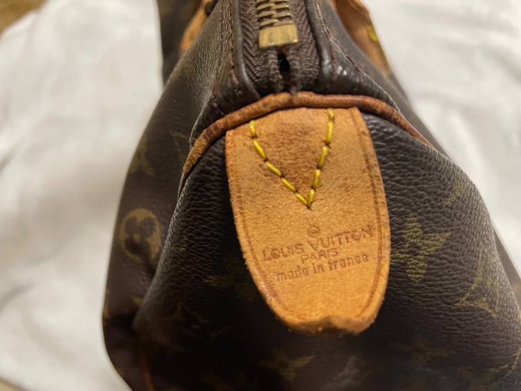 ルイヴィトン モノグラム （ブランドバッグ）の商品画像 - 査定依頼日：2025年10月12日 - 最高査定価格：15,000円