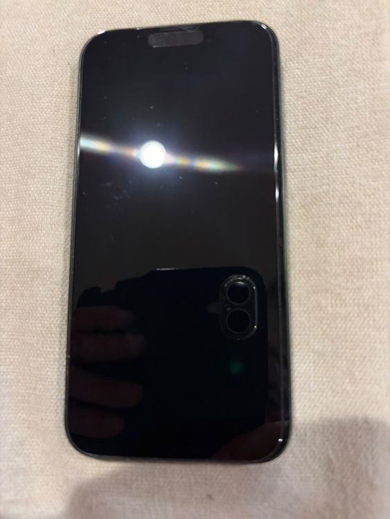 iPhone 13 256GB docomo（スマホ）の商品画像 - 査定依頼日：2026年5月9日 - 最高査定価格：45,000円