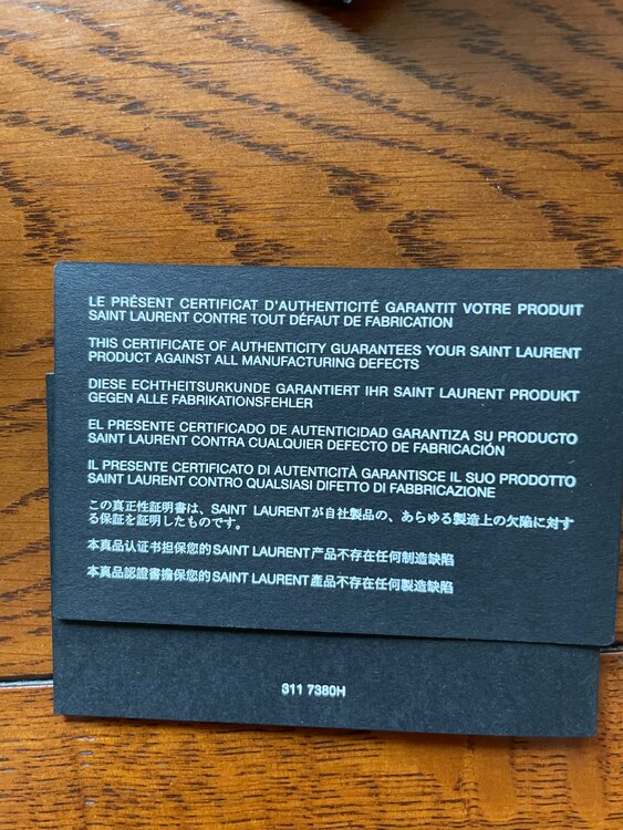 イブサンローラン  （ブランドバッグ）の商品画像 - 査定依頼日：2025年5月5日 - 最高査定価格：60,000円