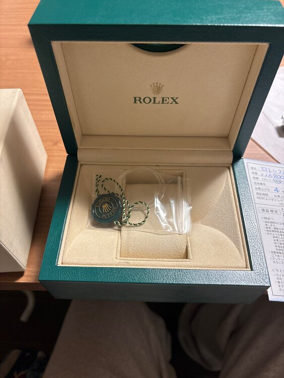 ロレックス エアキング （高級時計）の商品画像 - 査定依頼日：2025年1月30日 - 最高査定価格：950,000円