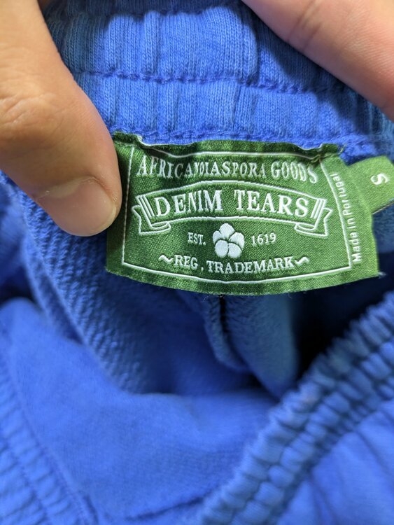 DenimTears　DT-001（古着・ファッション）の商品画像 - 査定依頼日：2026年9月1日 - 最高査定価格：10,000円