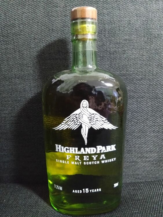 ハイランドパーク フレイヤ（お酒）の商品画像 - 査定依頼日：2025年10月9日 - 最高査定価格：23,000円