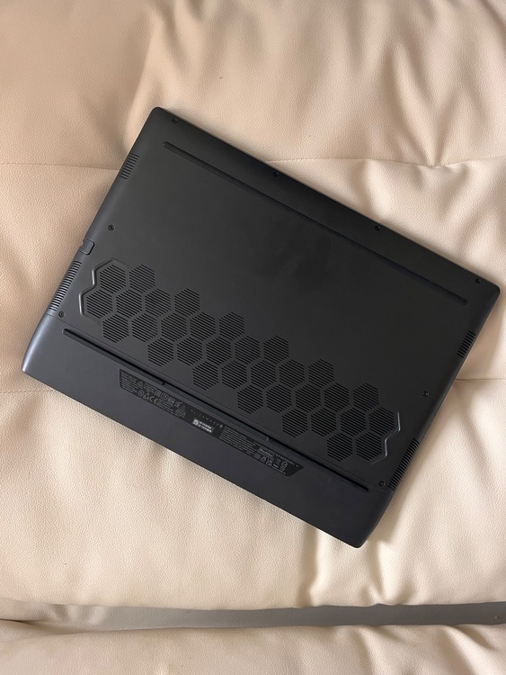 Alienware m15（PC・タブレット）の商品画像 - 査定依頼日：2026年4月6日 - 最高査定価格：50,000円