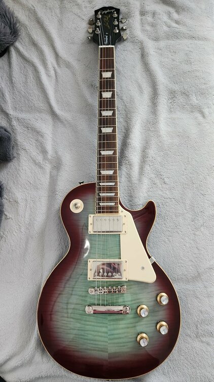 Epiphone Les Paul Standard 60s Figured（ピアノ・楽器・PA機材）の商品画像 - 査定依頼日：2026年7月23日 - 最高査定価格：100,000円