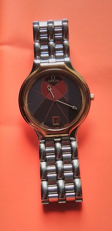 オメガ デビル ユニークダイアル YGベゼル クォーツ メンズ（高級時計）の商品画像 - 査定依頼日：2025年8月14日 - 最高査定価格：80,000円