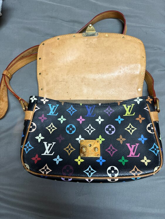 ルイヴィトン マルチカラー （ブランドバッグ）の商品画像 - 査定依頼日：2025年4月1日 - 最高査定価格：110,000円
