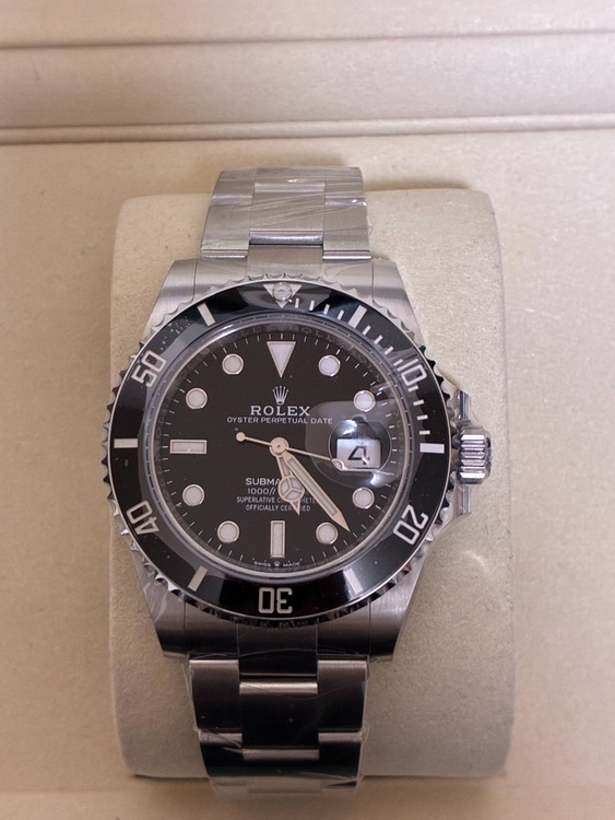 サブマリーナデイト（高級時計）の商品画像 - 査定依頼日：2025年11月27日 - 最高査定価格：2,300,000円