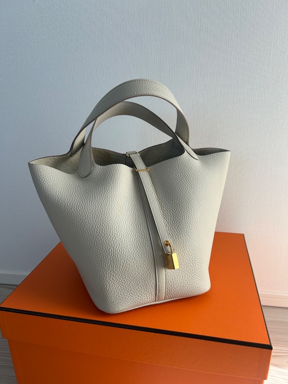 エルメス ピコタン （ブランドバッグ）の商品画像 - 査定依頼日：2025年6月25日 - 最高査定価格：480,000円