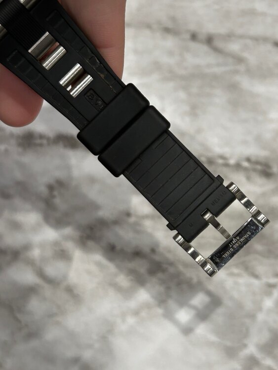 DG42SC（高級時計）の商品画像 - 査定依頼日：2025年5月31日 - 最高査定価格：200,000円