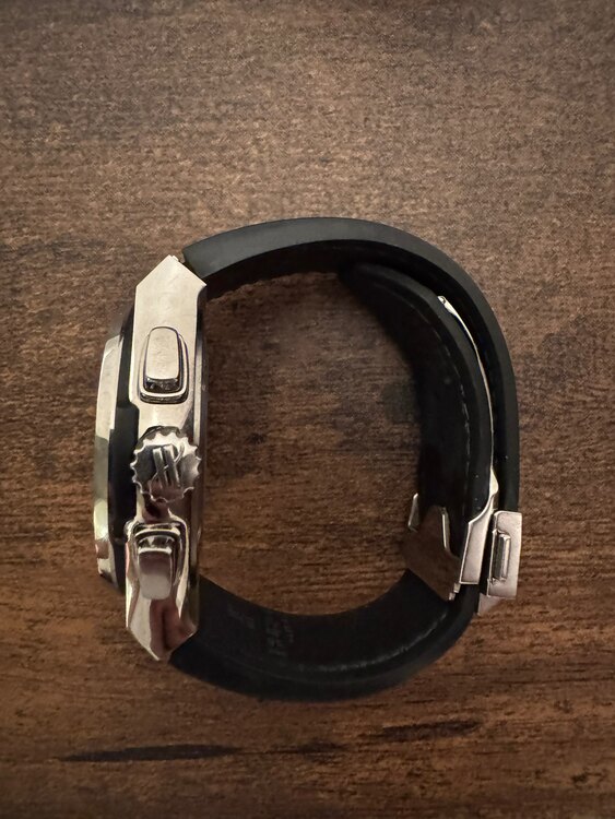 ウブロ クラシックフュージョン クロノグラフちたにく（高級時計）の商品画像 - 査定依頼日：2025年4月29日 - 最高査定価格：800,000円