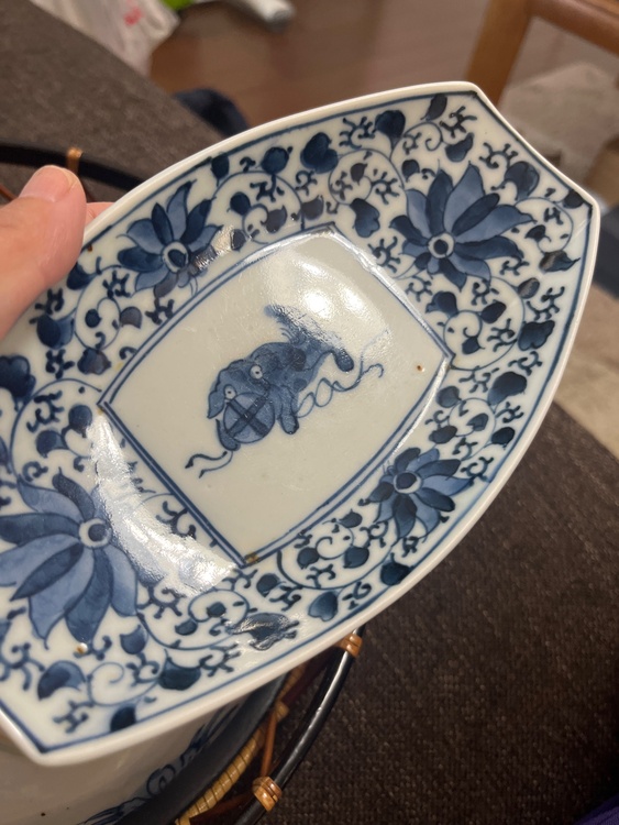 茶碗（美術品・骨董品）の商品画像 - 査定依頼日：2026年7月21日 - 最高査定価格：3,000円