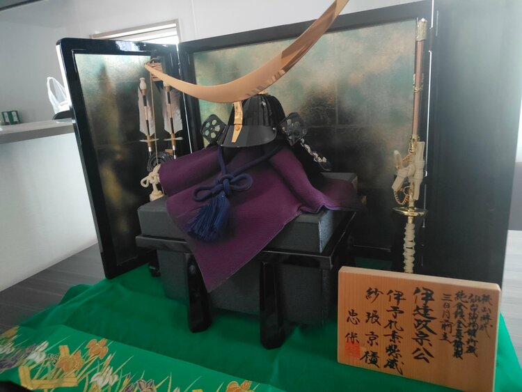 兜（美術品・骨董品）の商品画像 - 査定依頼日：2026年7月26日 - 最高査定価格：3,000円
