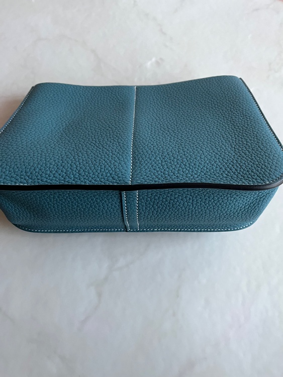 アルザン25（ブランドバッグ）の商品画像 - 査定依頼日：2026年2月9日 - 最高査定価格：650,000円