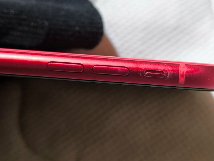 iPhone11 64GB au（スマホ）の商品画像 - 査定依頼日：2026年2月27日 - 最高査定価格：16,000円