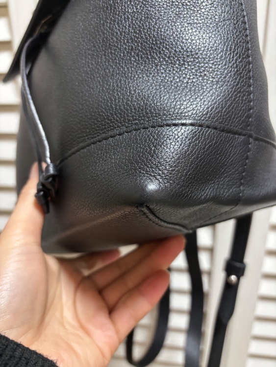 ロックミー（ブランドバッグ）の商品画像 - 査定依頼日：2026年3月6日 - 最高査定価格：95,000円