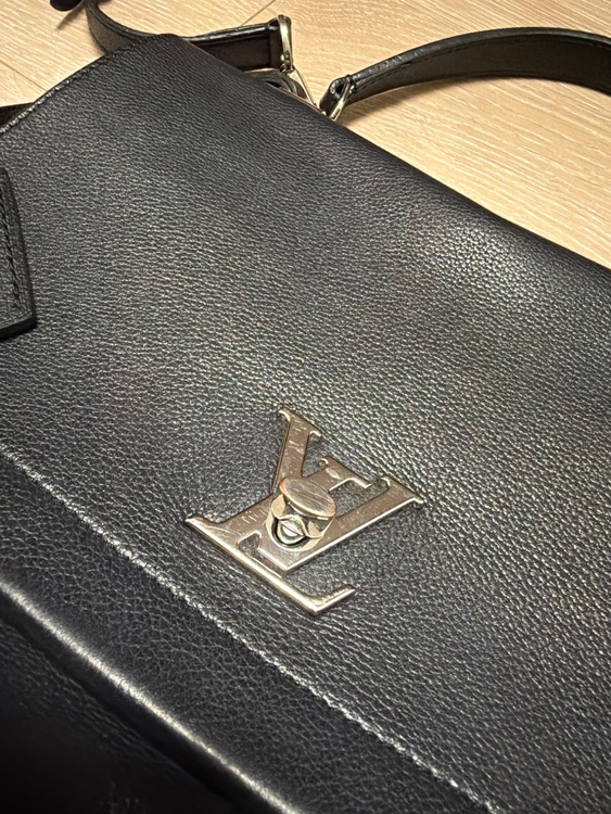 ロックミー（ブランドバッグ）の商品画像 - 査定依頼日：2026年3月23日 - 最高査定価格：150,000円