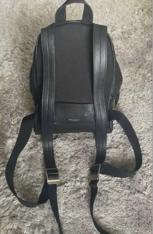 イブサンローラン  （ブランドバッグ）の商品画像 - 査定依頼日：2026年4月18日 - 最高査定価格：66,000円