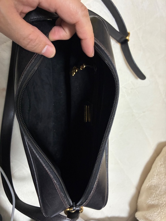 GUCCI オールドグッチ ショルダーバッグ（ブランドバッグ）の商品画像 - 査定依頼日：2026年4月5日 - 最高査定価格：30,000円