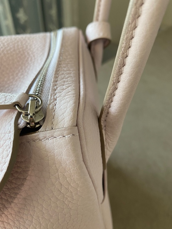 エルメス リンディ （ブランドバッグ）の商品画像 - 査定依頼日：2025年9月9日 - 最高査定価格：1,300,000円