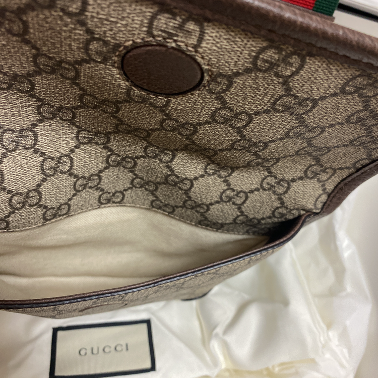 501050 9C2VT 8745（ブランドバッグ）の商品画像 - 査定依頼日：2021年10月6日 - 最高査定価格：110,000円