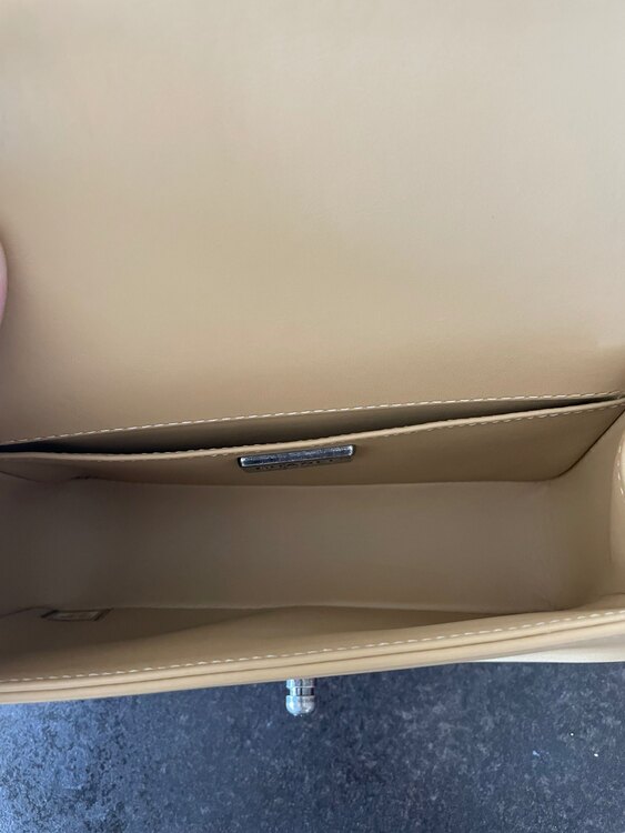 シャネル ボーイシャネル （ブランドバッグ）の商品画像 - 査定依頼日：2025年5月3日 - 最高査定価格：300,000円