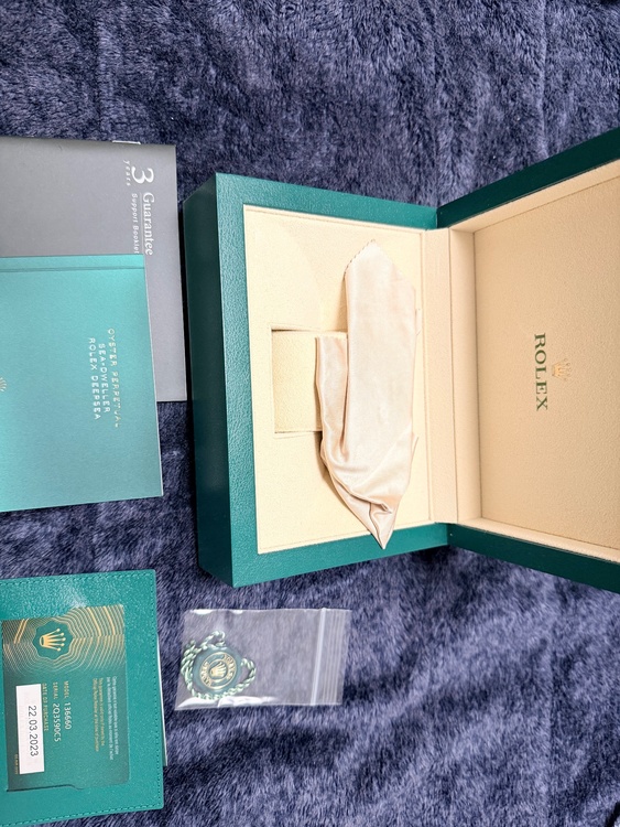 ロレックス シードゥエラー （高級時計）の商品画像 - 査定依頼日：2025年12月12日 - 最高査定価格：2,300,000円