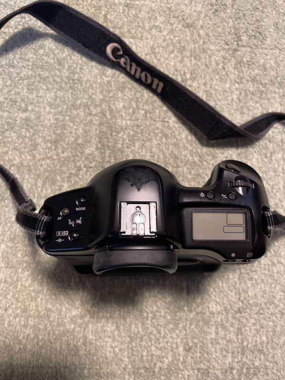 EOS1N HS（カメラ）の商品画像 - 査定依頼日：2026年9月29日 - 最高査定価格：15,000円