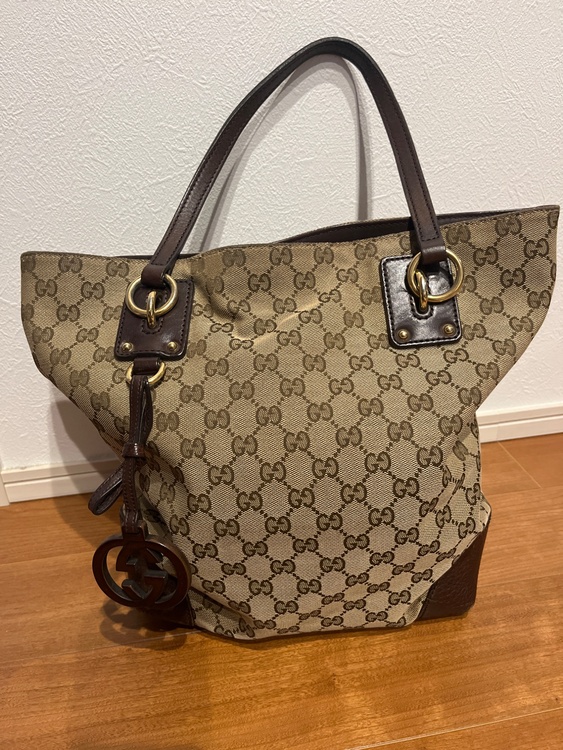 GUCCI（ブランドバッグ）の商品画像 - 査定依頼日：2026年10月14日 - 最高査定価格：100,000円