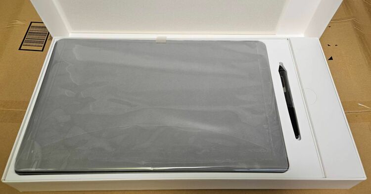 Cintiq Pro 16（DTH-1620/K0）（PC・タブレット）の商品画像 - 査定依頼日：2025年6月23日 - 最高査定価格：9,500円