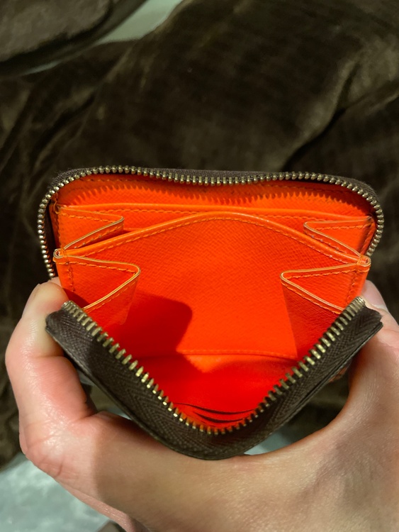 ジッピーコインパース（ブランド財布・小物）の商品画像 - 査定依頼日：2026年1月26日 - 最高査定価格：50,000円