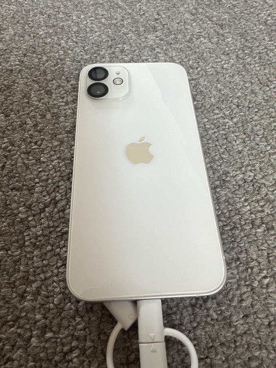 350550255379687（スマホ）の商品画像 - 査定依頼日：2025年9月20日 - 最高査定価格：18,000円