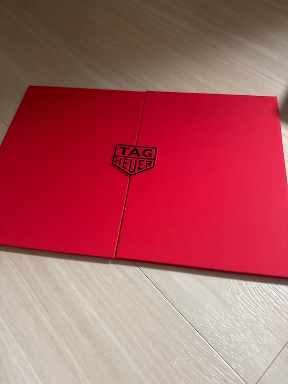 タグホイヤー モナコ （高級時計）の商品画像 - 査定依頼日：2025年4月29日 - 最高査定価格：700,000円