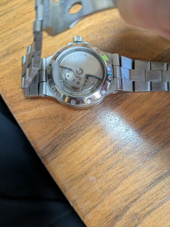 ブルガリ ディアゴノ （高級時計）の商品画像 - 査定依頼日：2025年10月12日 - 最高査定価格：130,000円