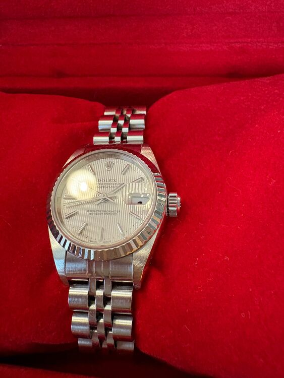 ロレックス パーペチュアル P92865（高級時計）の商品画像 - 査定依頼日：2025年9月20日 - 最高査定価格：680,000円