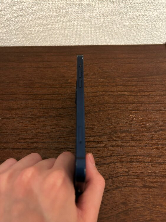 iPhone12（スマホ）の商品画像 - 査定依頼日：2025年4月8日 - 最高査定価格：10,000円