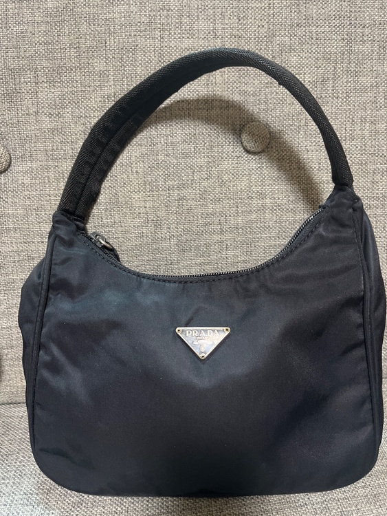 ルイヴィトン　ヴェルニ、ミニ財布/モノグラムアクセサリートレー　プラダ　ミニバッグ他（ブランドバッグ）の商品画像 - 査定依頼日：2026年10月3日 - 最高査定価格：100,000円
