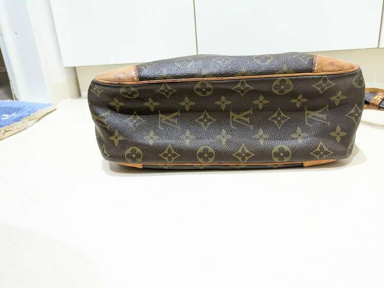 ダヌーブ（ブランドバッグ）の商品画像 - 査定依頼日：2025年5月28日 - 最高査定価格：10,000円