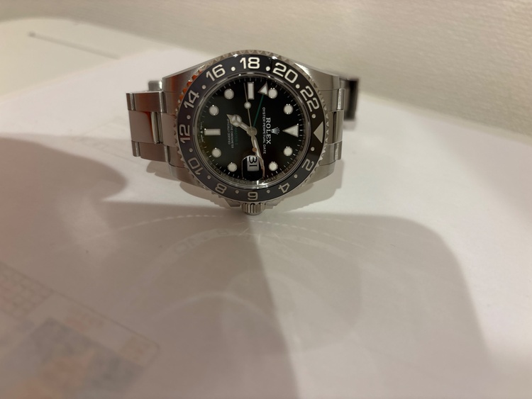 ロレックス GMTマスター 126710grnq（高級時計）の商品画像 - 査定依頼日：2026年1月31日 - 最高査定価格：3,000,000円