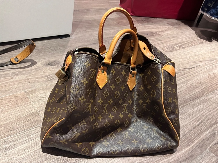 ？（ブランドバッグ）の商品画像 - 査定依頼日：2026年3月2日 - 最高査定価格：80,000円