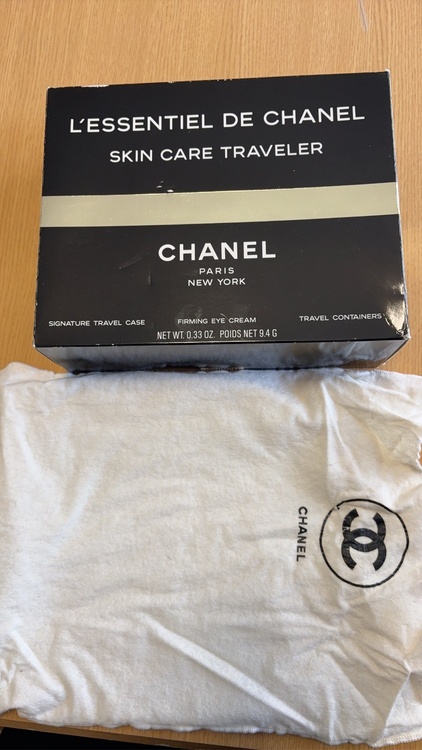 Wフラップチェーンショルダー（ブランドバッグ）の商品画像 - 査定依頼日：2026年3月21日 - 最高査定価格：700,000円