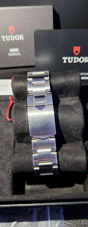 GMT（高級時計）の商品画像 - 査定依頼日：2025年2月11日 - 最高査定価格：450,000円