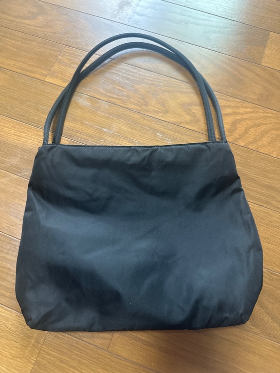 バンドバック（ブランドバッグ）の商品画像 - 査定依頼日：2026年10月3日 - 最高査定価格：20,000円