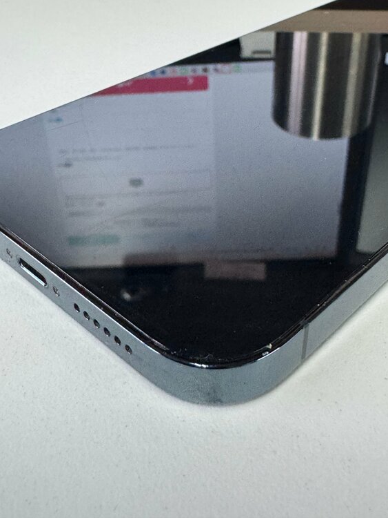 iPhone iPhone 12 Pro Max 256GB SIMフリー（スマホ）の商品画像 - 査定依頼日：2026年6月6日 - 最高査定価格：46,000円